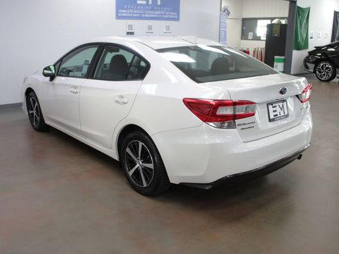 Used 2023 Subaru Impreza 2.0i Premium image 8