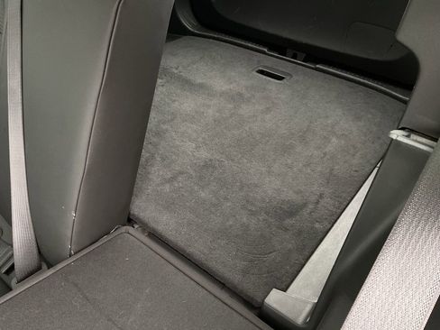 Used 2025 Chevrolet Trax LT image 17