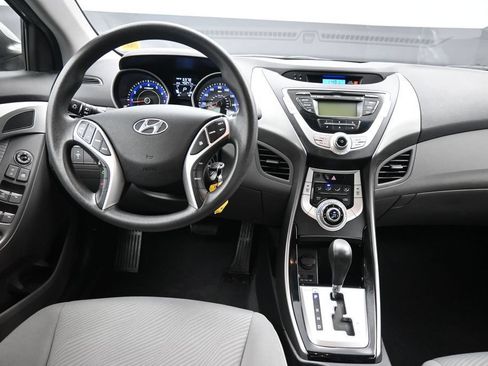 Used 2012 Hyundai Elantra GLS w/ Preferred Pkg 3 FWD image 19