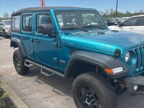 Used 2019 Jeep Wrangler Unlimited Sport image 8
