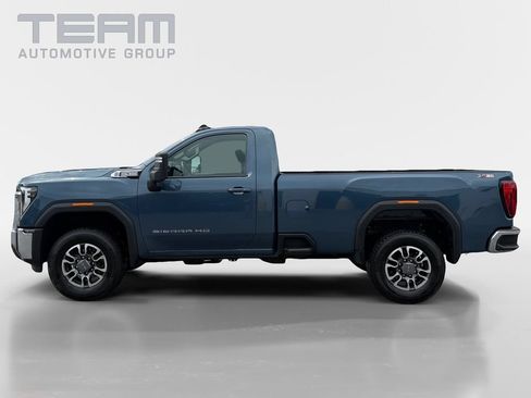 Used 2024 GMC Sierra 3500 SLE w/ SLE Convenience Package AWD/4WD image 4