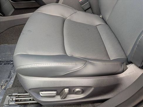 New 2026 Subaru Solterra AWD/4WD image 4