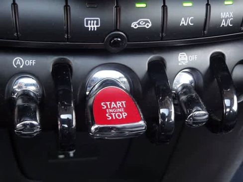 Used 2020 MINI Cooper 2-Door Hardtop image 33