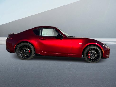 New 2025 MAZDA MX-5 Miata RF Club image 2