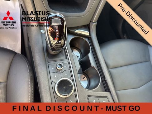 Used 2024 Cadillac XT5 Premium Luxury AWD/4WD image 31