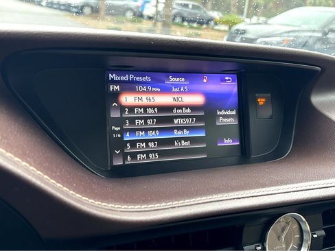 Used 2018 Lexus ES 350 image 12