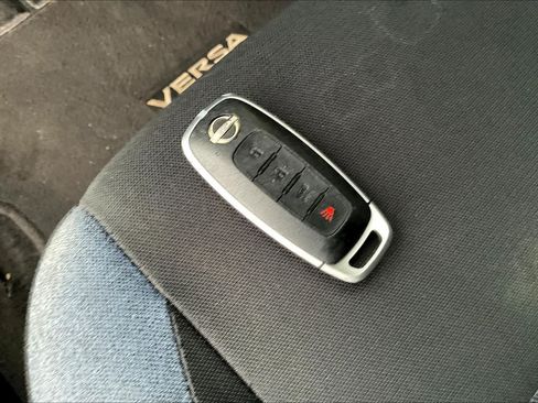 Used 2023 Nissan Versa SV FWD image 19