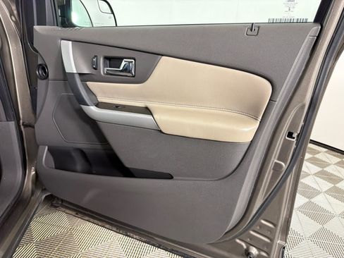 Used 2013 Ford Edge SEL FWD image 14