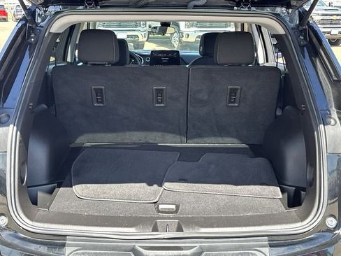 Used 2023 Chevrolet Blazer LT image 28