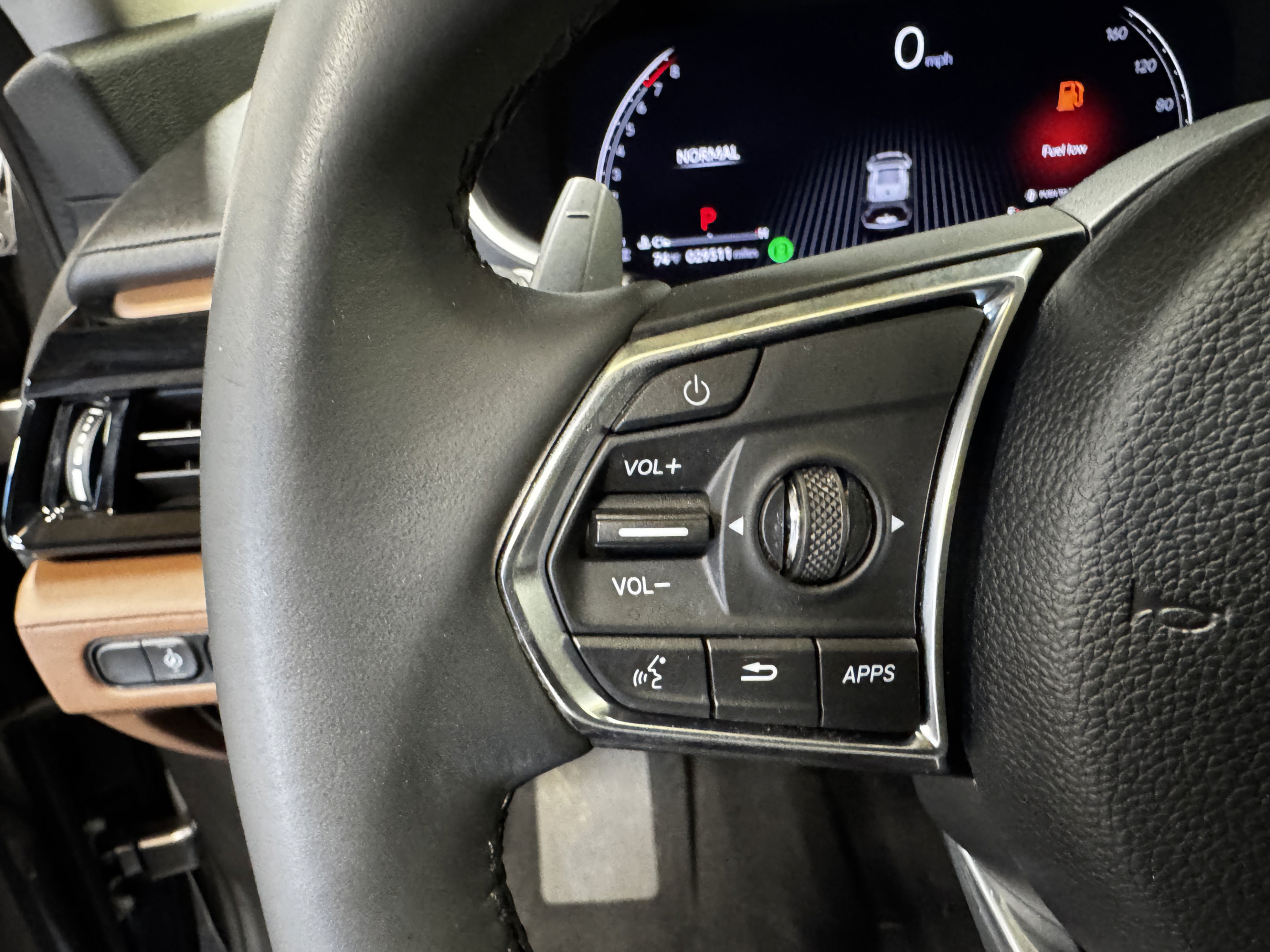 Used 2024 Acura MDX w/ Technology Package AWD/4WD image 18