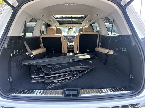New 2026 Mercedes-Benz GLS 450 4MATIC image 21