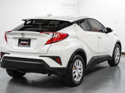 Used 2020 Toyota C-HR LE FWD image 9