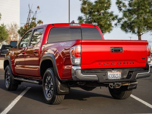 Certified 2023 Toyota Tacoma TRD Off-Road image 7