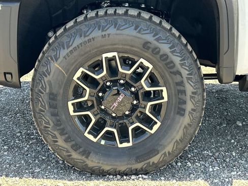 New 2026 GMC Sierra 2500 AT4X AWD/4WD image 33