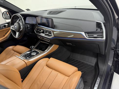Used 2022 BMW X5 xDrive45e w/ M Sport Package image 58