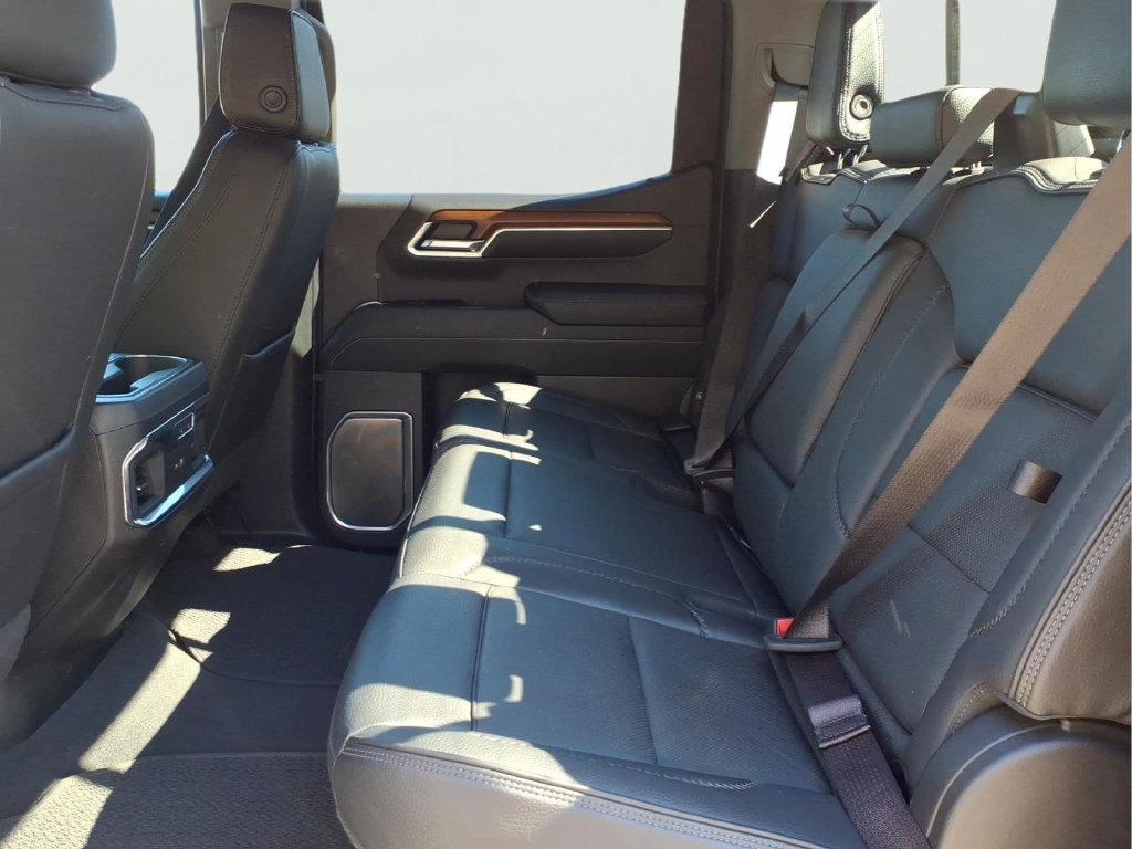 Used 2023 GMC Sierra 1500 Denali w/ Technology Package AWD/4WD image 22