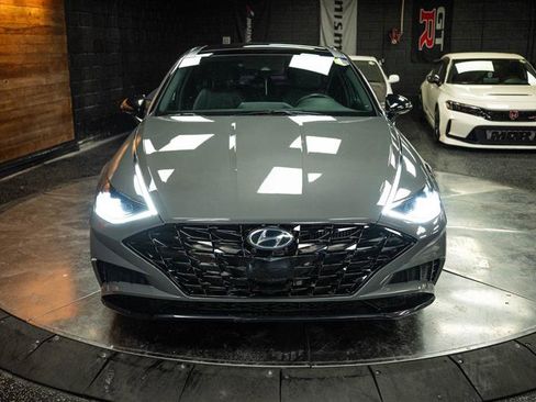 Used 2022 Hyundai Sonata SEL Plus w/ Preferred Accessory Package image 4