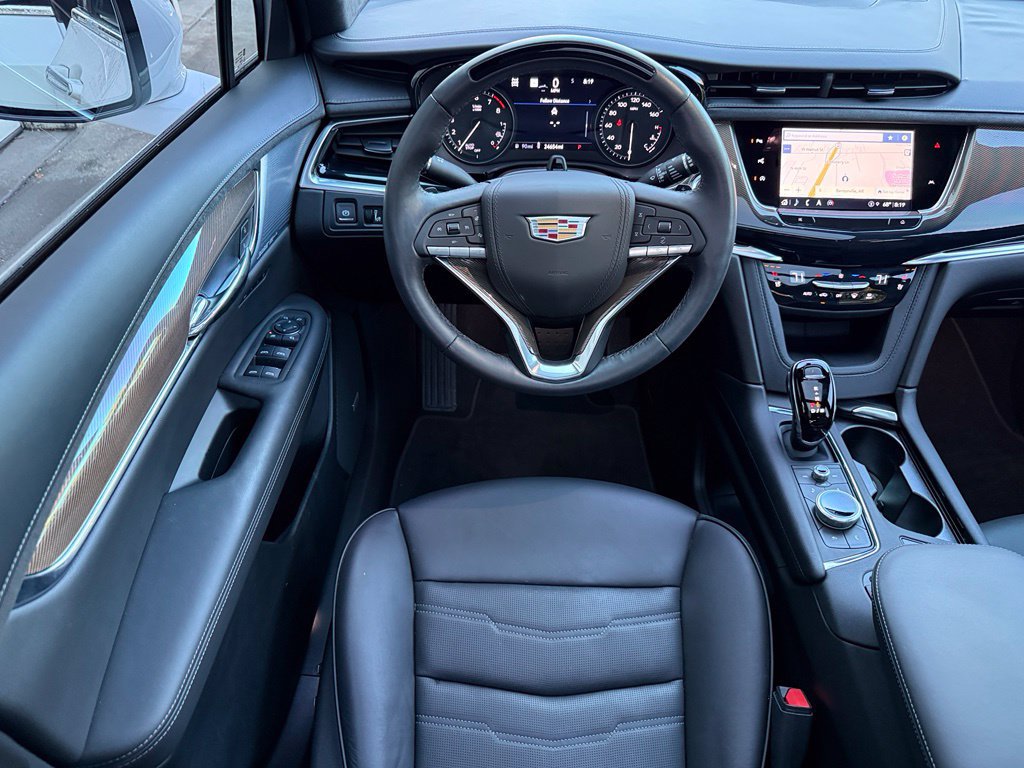 Used 2024 Cadillac XT6 Premium Luxury w/ Platinum Package AWD/4WD image 28