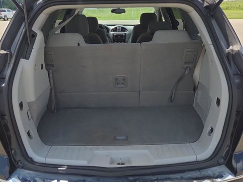 Used 2017 Buick Enclave Convenience FWD image 5