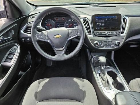 Used 2024 Chevrolet Malibu LT image 12