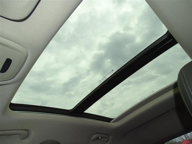 Used 2023 Buick Encore GX Essence w/ Experience Buick Package FWD image 9