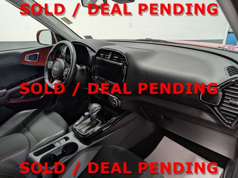 Used 2024 Kia Soul GT-Line w/ GT-Line Technology Package FWD image 17
