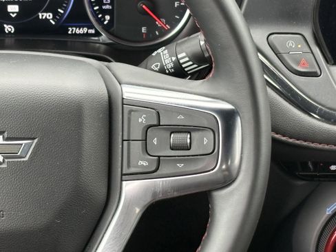 Used 2025 Chevrolet Blazer RS image 12