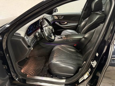 Used 2018 Mercedes-Benz S 560 4MATIC Sedan w/ AMG Line Exterior image 11