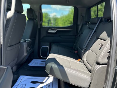 New 2026 Chevrolet Silverado 1500 LT Trail Boss w/ Convenience Package II AWD/4WD image 24