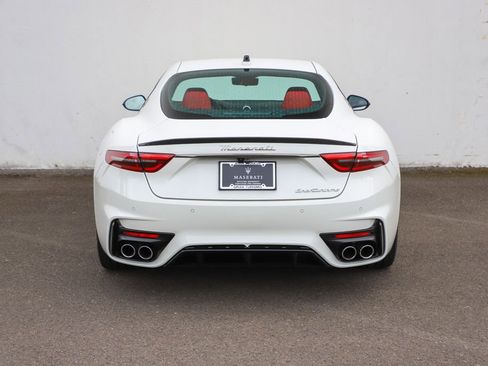 Used 2024 Maserati GranTurismo Trofeo AWD/4WD image 21