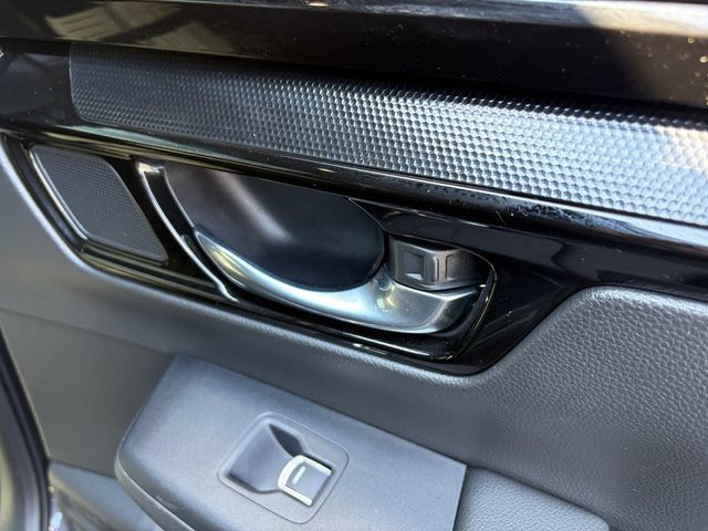 Used 2025 Honda CR-V Sport Touring image 25