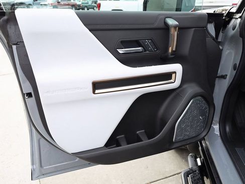 New 2025 GMC Hummer EV 3X w/ Extreme Off-Road Package AWD/4WD image 10