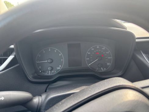 Used 2025 Toyota Corolla LE FWD image 29