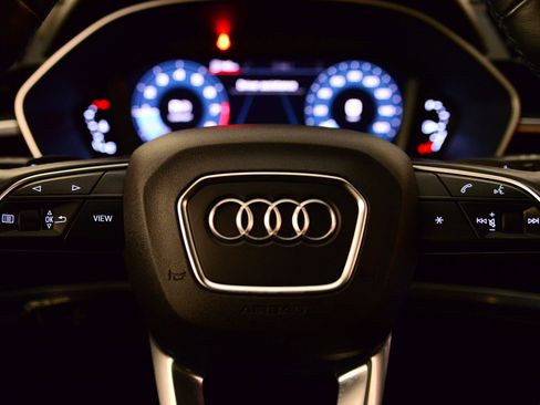 Certified 2021 Audi Q3 2.0T Premium w/ Convenience Package image 30