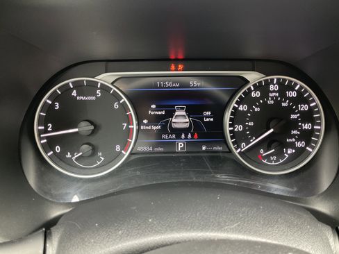 Used 2024 Nissan Sentra SV FWD image 12