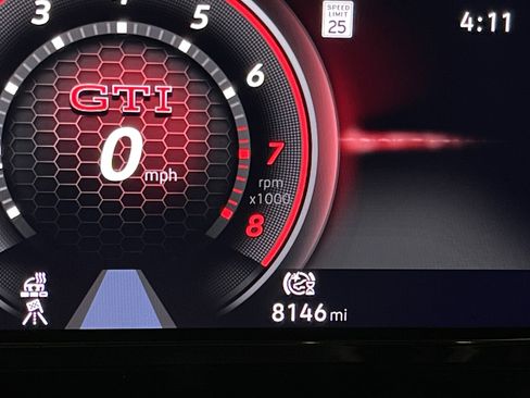 Used 2024 Volkswagen GTI SE image 21