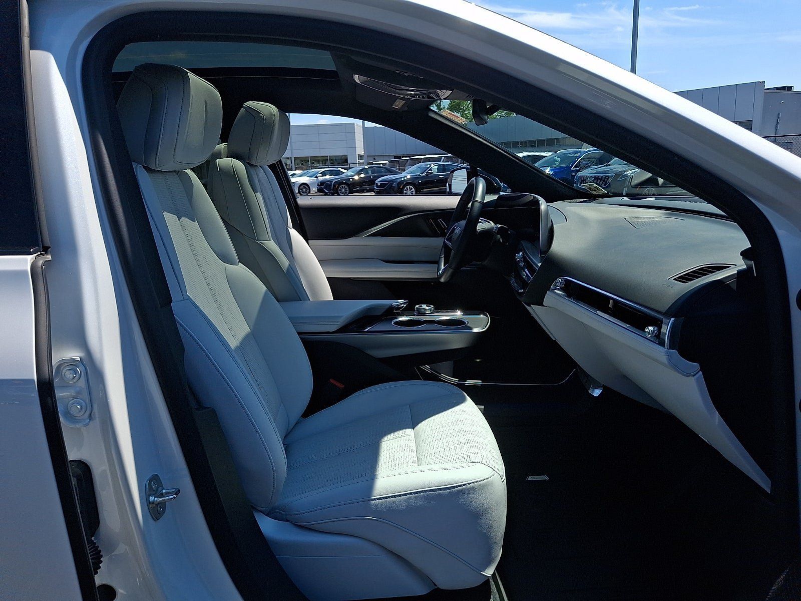 Certified 2024 Cadillac Lyriq Sport AWD/4WD image 21