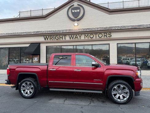 Used 2018 GMC Sierra 1500 Denali w/ Denali Ultimate Package image 2