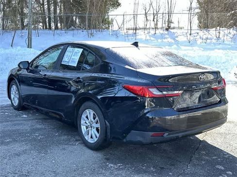 Used 2025 Toyota Camry LE image 20