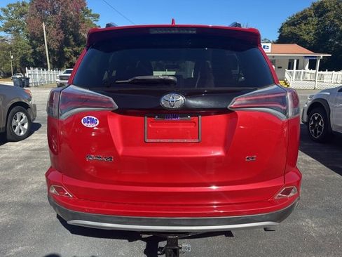 Used 2016 Toyota RAV4 SE image 5