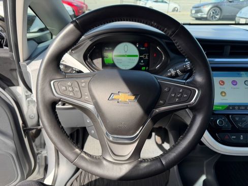 Used 2019 Chevrolet Bolt Premier w/ Infotainment Package image 13