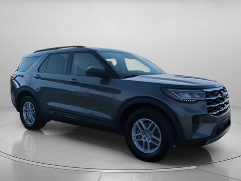 New 2026 Ford Explorer Active image 38