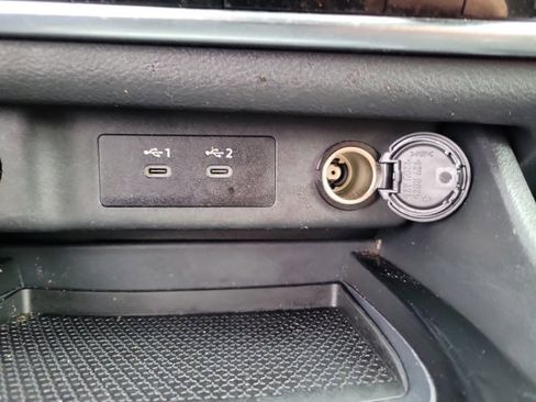 Used 2024 Nissan Rogue SV FWD image 31