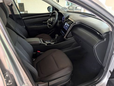 Used 2024 Hyundai Tucson SEL AWD/4WD image 24