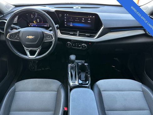 Used 2025 Chevrolet Trax LT w/ Driver Confidence Package FWD image 15