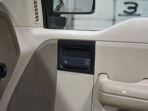 Used 2007 Ford F150 STX RWD image 33