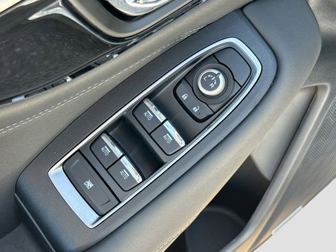 Certified 2025 Subaru Legacy Limited image 23