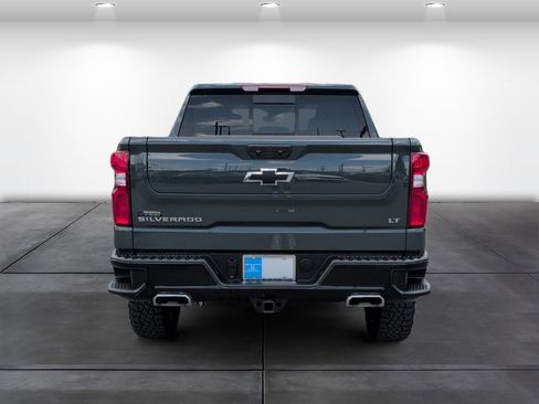 Used 2025 Chevrolet Silverado 1500 LT Trail Boss w/ Convenience Package II AWD/4WD image 7