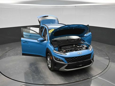 Used 2022 Hyundai Kona SEL AWD/4WD image 39
