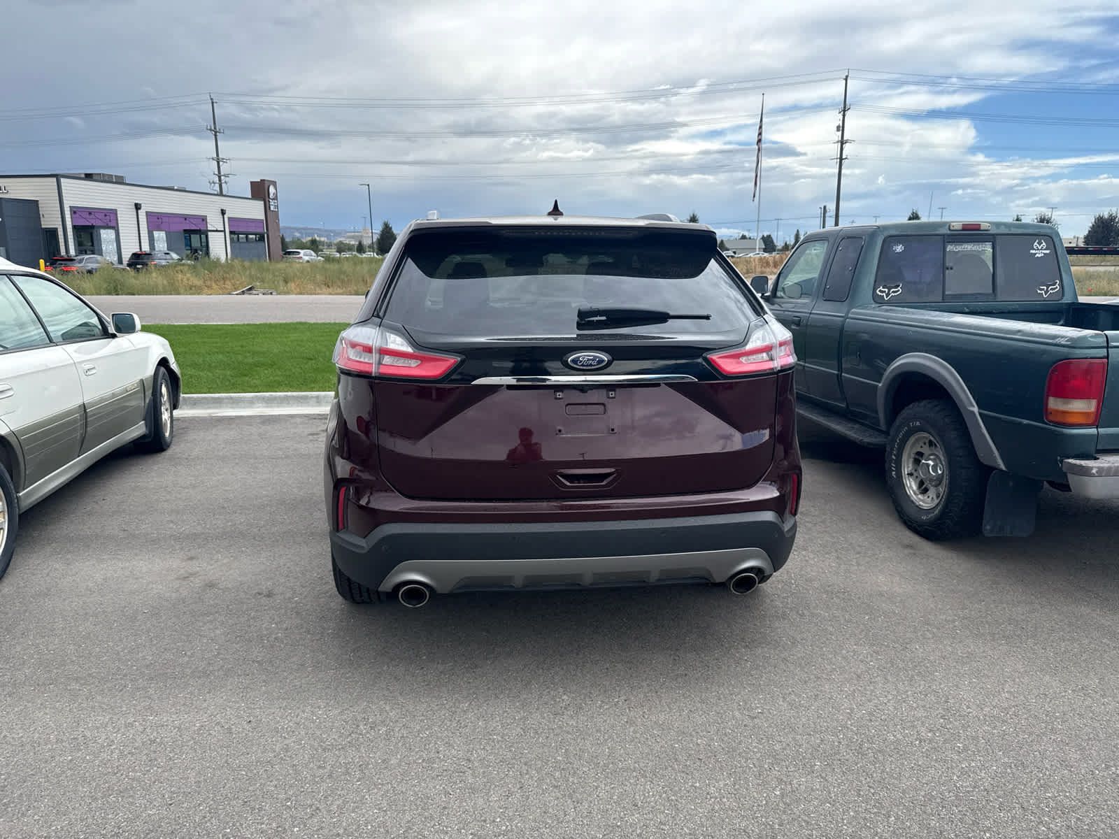 Used 2020 Ford Edge SEL AWD/4WD image 3